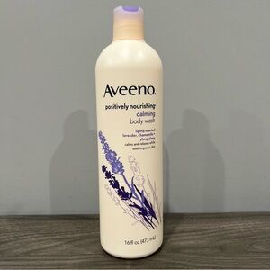 Aveeno Positively Nourishing Calming Body Wash Lavender Chamomile 16oz